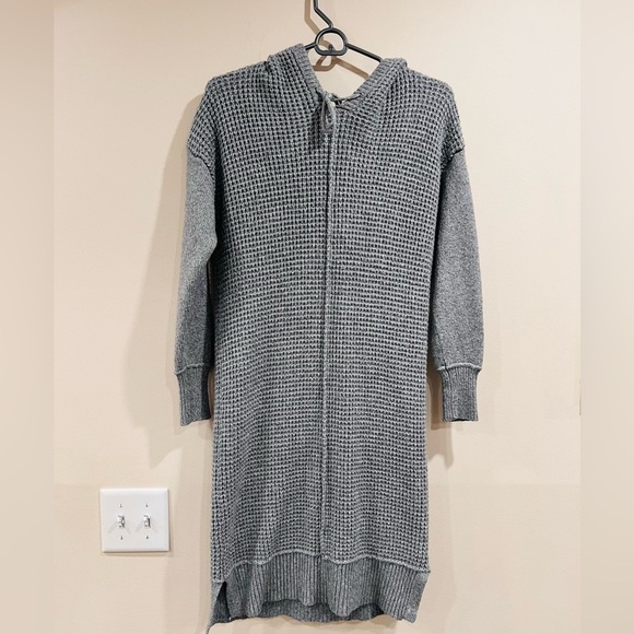 🔥Sweater Hoodie🔥 - Picture 1 of 4